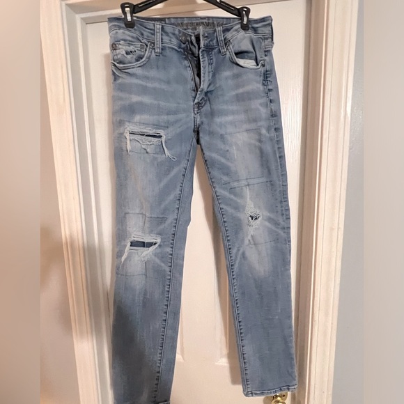 🌸👖💖 American Eagle Slim Straight Leg Extreme Flex 4 Light Ripped Style Jean - Picture 1 of 6